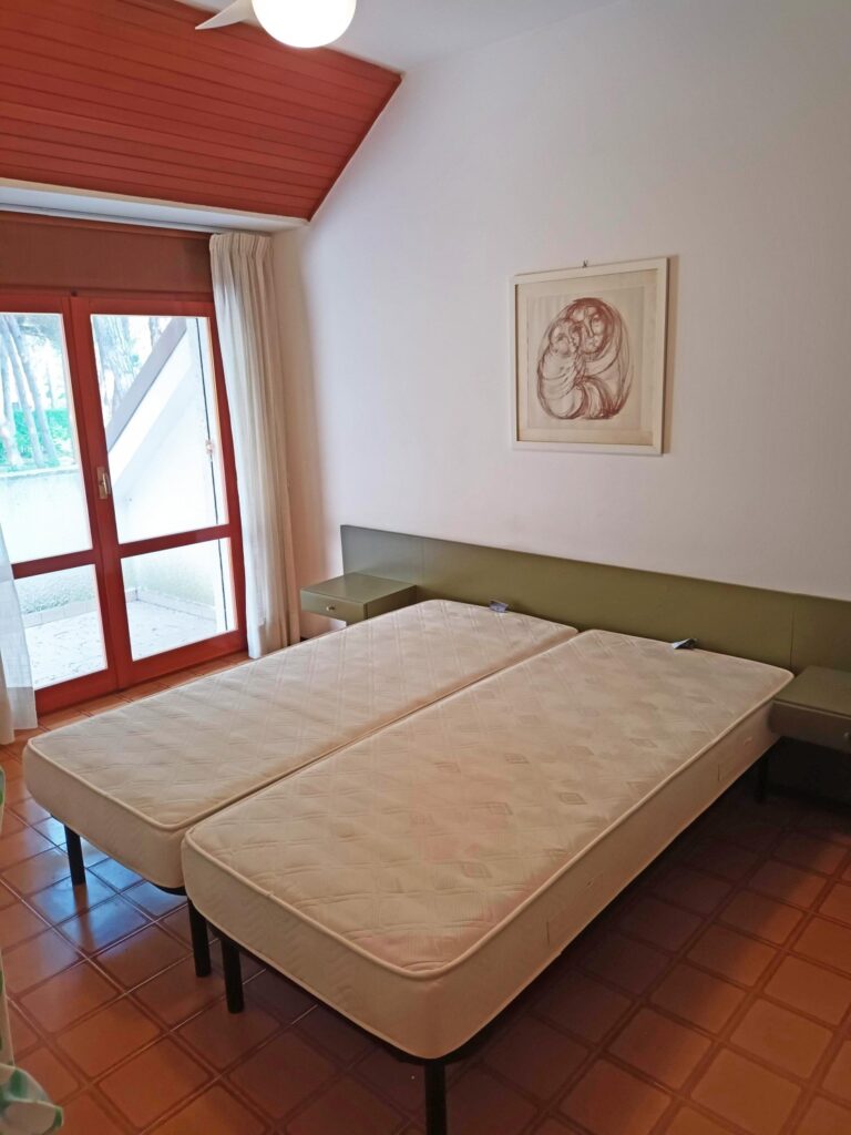 SOTTO IL PINO – C10